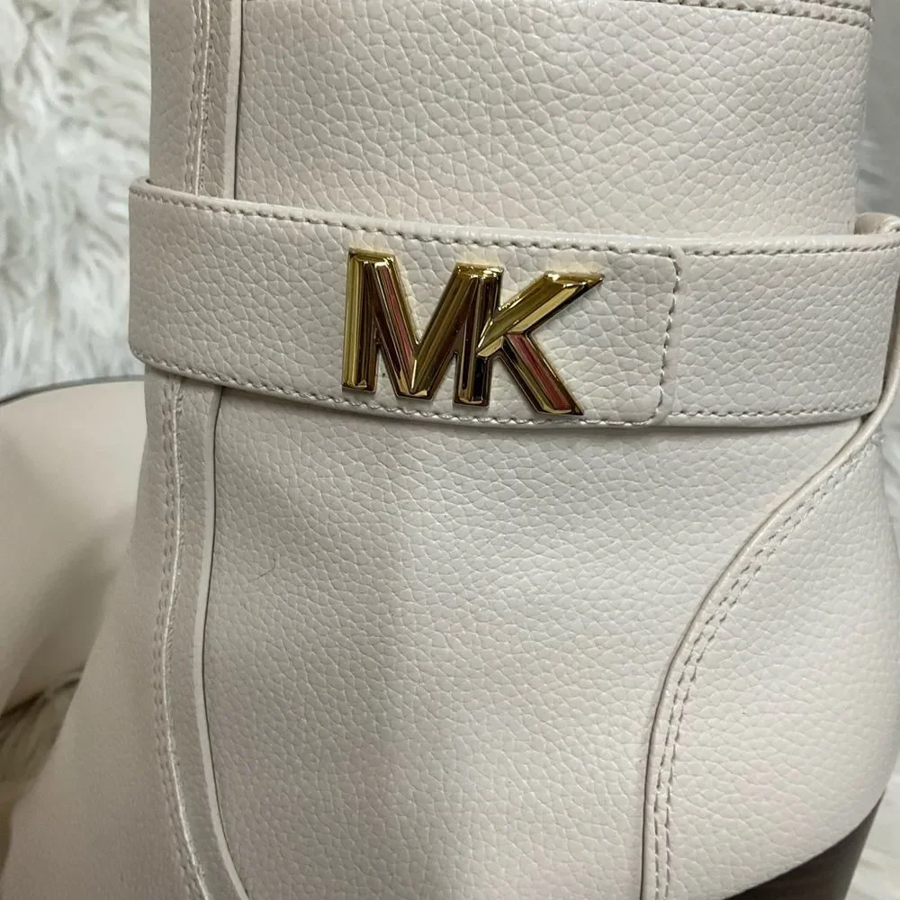NEW MICHAEL Michael Kors Light Cream Ecru Jilly Faux Leather Ankle Boots Size 9M